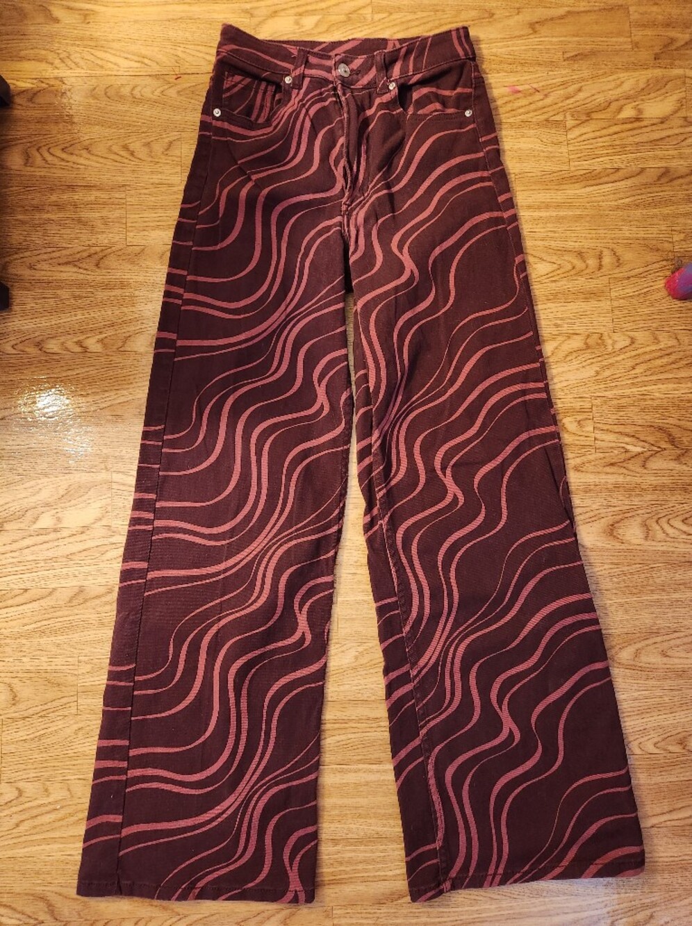 Divided Swirl Women's Jeans Size 4. Awesome, New. Funky.